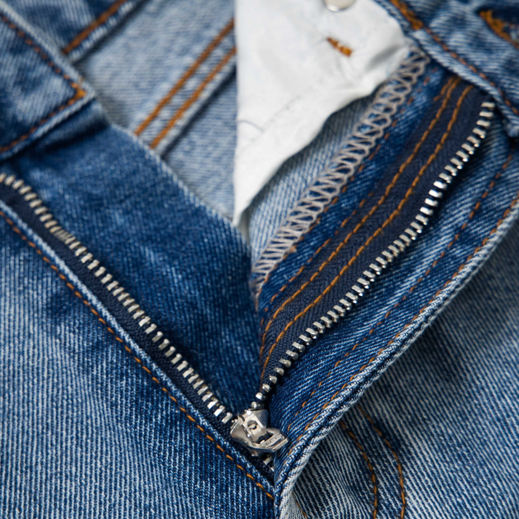 Ami Baggy Jeans