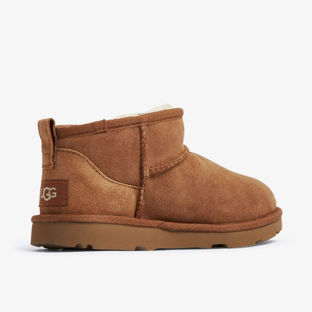 WMNS Classic Ultra Mini boots