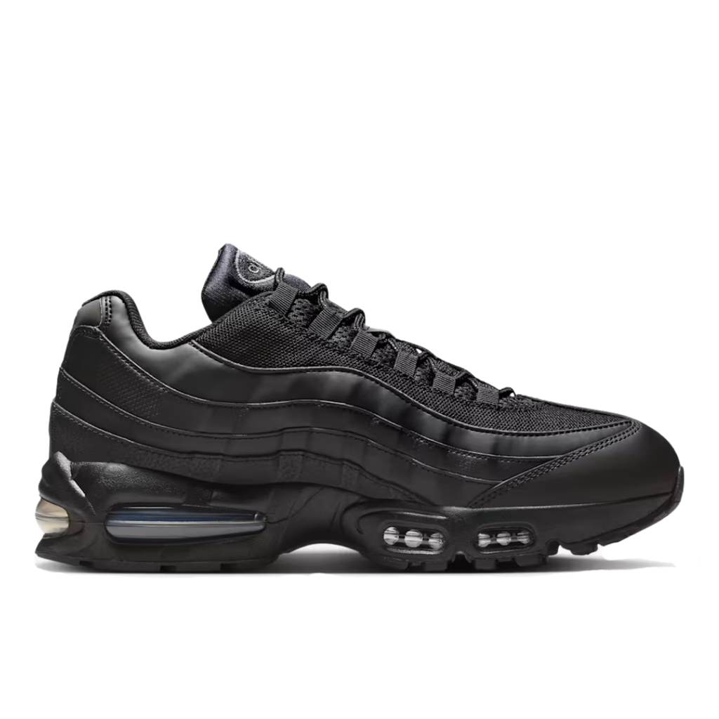M95 "Triple Black"