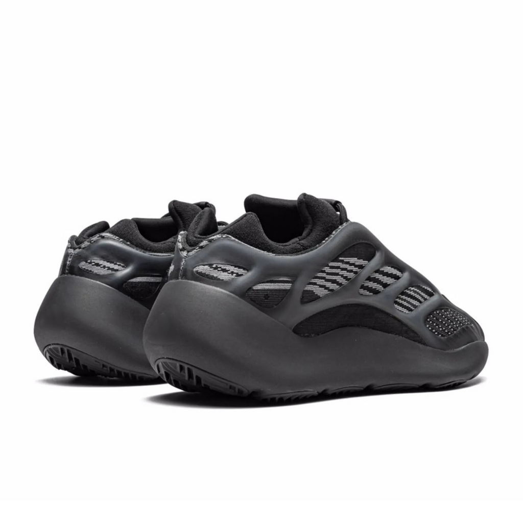 YZY - 700 V3 "Dark Glow"