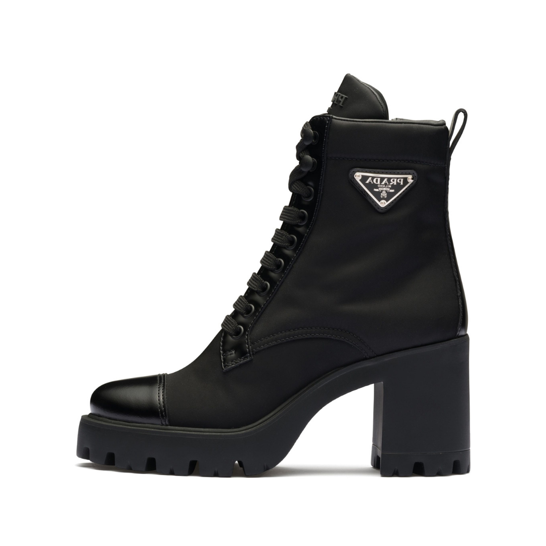 Lauren Boots