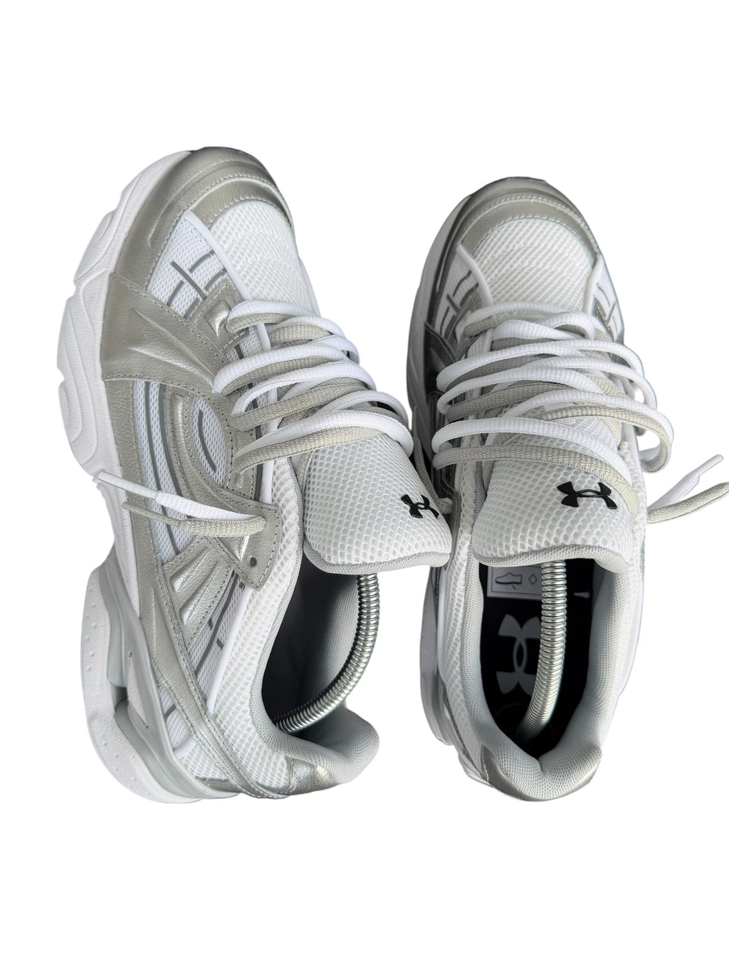 Under Sola Double Laces