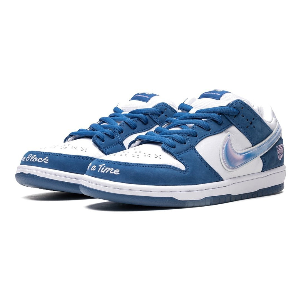SB Dunk Low "Born x Raised"