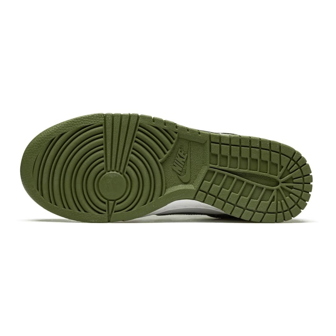 Dunk Low "Medium Olive"