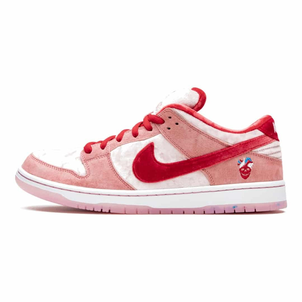 SB Dunk "StrangeLove"